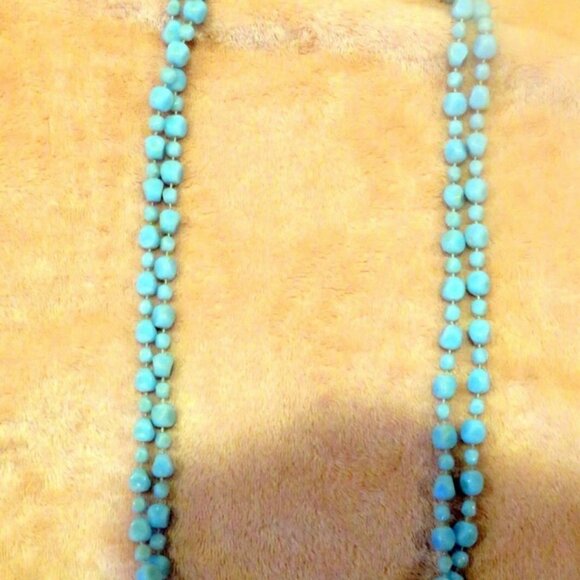 Lot 2 Vintage Bead Necklaces (Plastic) -8 Multi Strand Amber 48"/Light Blue 58" - Picture 4 of 16